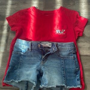 vineyard vines 🐳 and abercrombie shorts